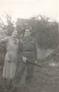 Jean Dupont octobre 1944 & tante.jpg