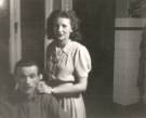 Les fiancés 1945 (papa et maman).jpg